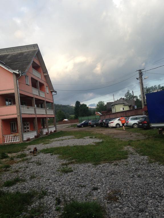 Pensiunea Colt De Rai Săcel Esterno foto
