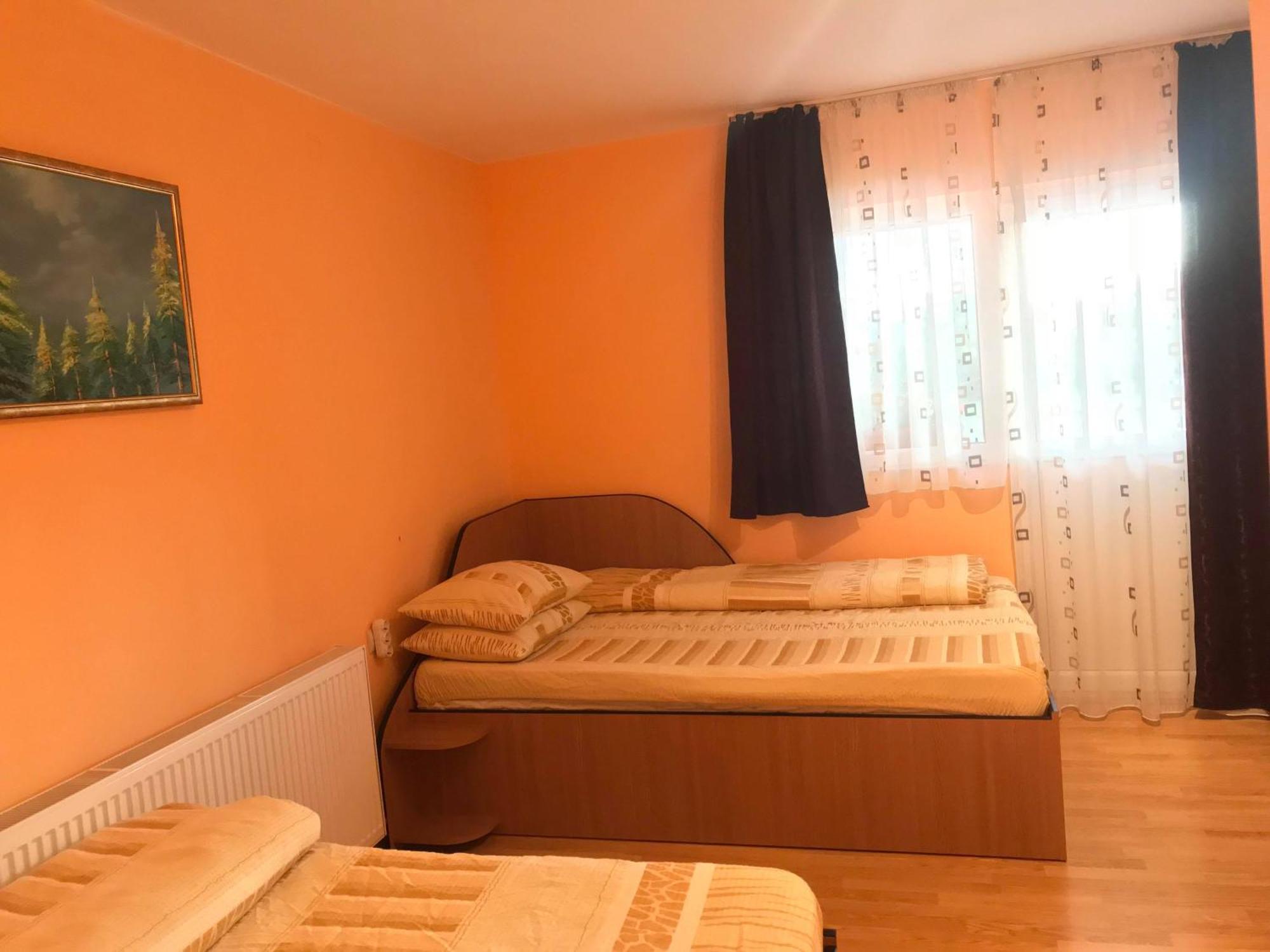 Pensiunea Colt De Rai Săcel Esterno foto